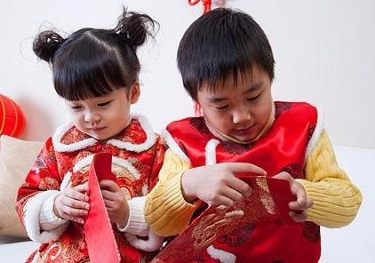 Nguoi Dai Loan li xi bao nhieu vao dip Tet hinh anh