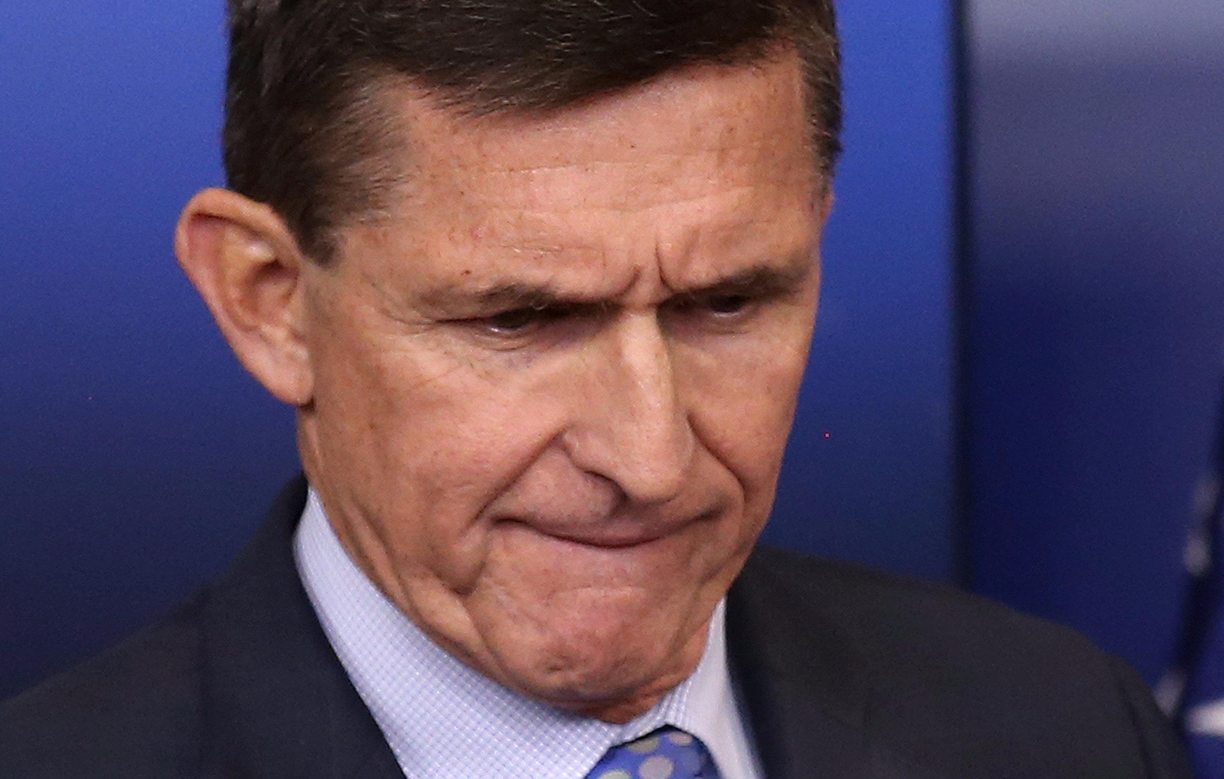 Dang sau su rut lui cua co van an ninh quoc gia My hinh anh