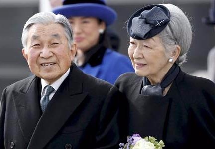 Ly do Nhat hoang va Hoang hau chon tham Hue hinh anh