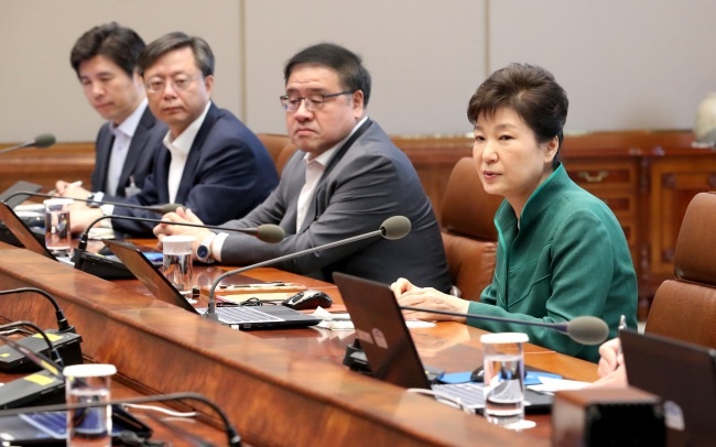 tổng thống Hàn Quốc bị phế truất ảnh 2 tong thong Han Quoc bi phe truat anh 2