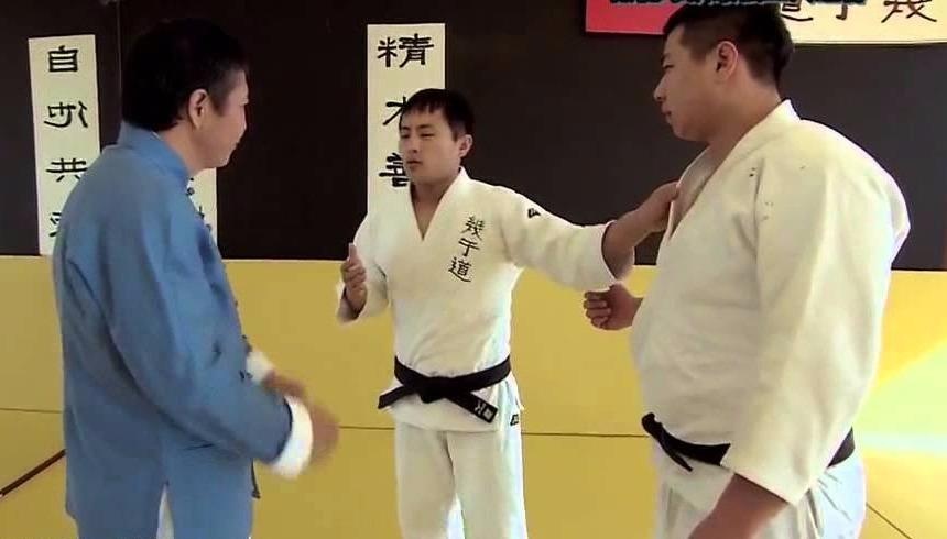 Cao thu Thai cuc quyen Vuong Chiem Hai 'ha' vo sinh judo hinh anh