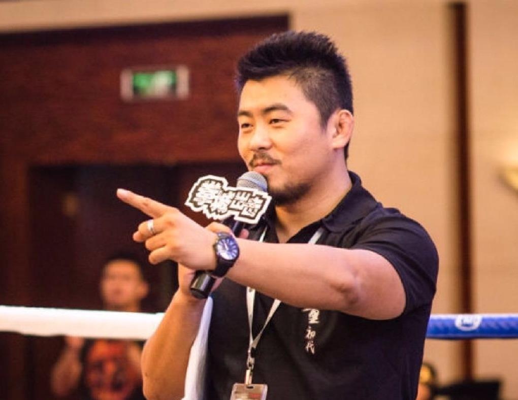 Hang loat cao thu Trung Quoc khuyen vo si MMA 'quay dau la bo' hinh anh