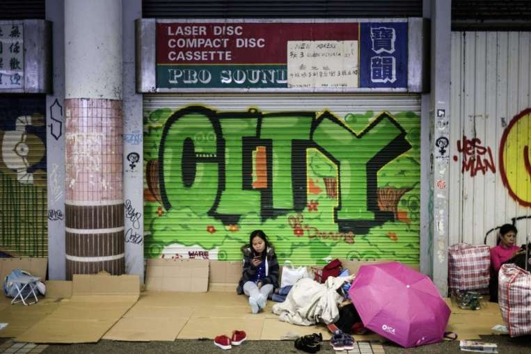 giup viec o Hong Kong ngu trong toilet anh 1