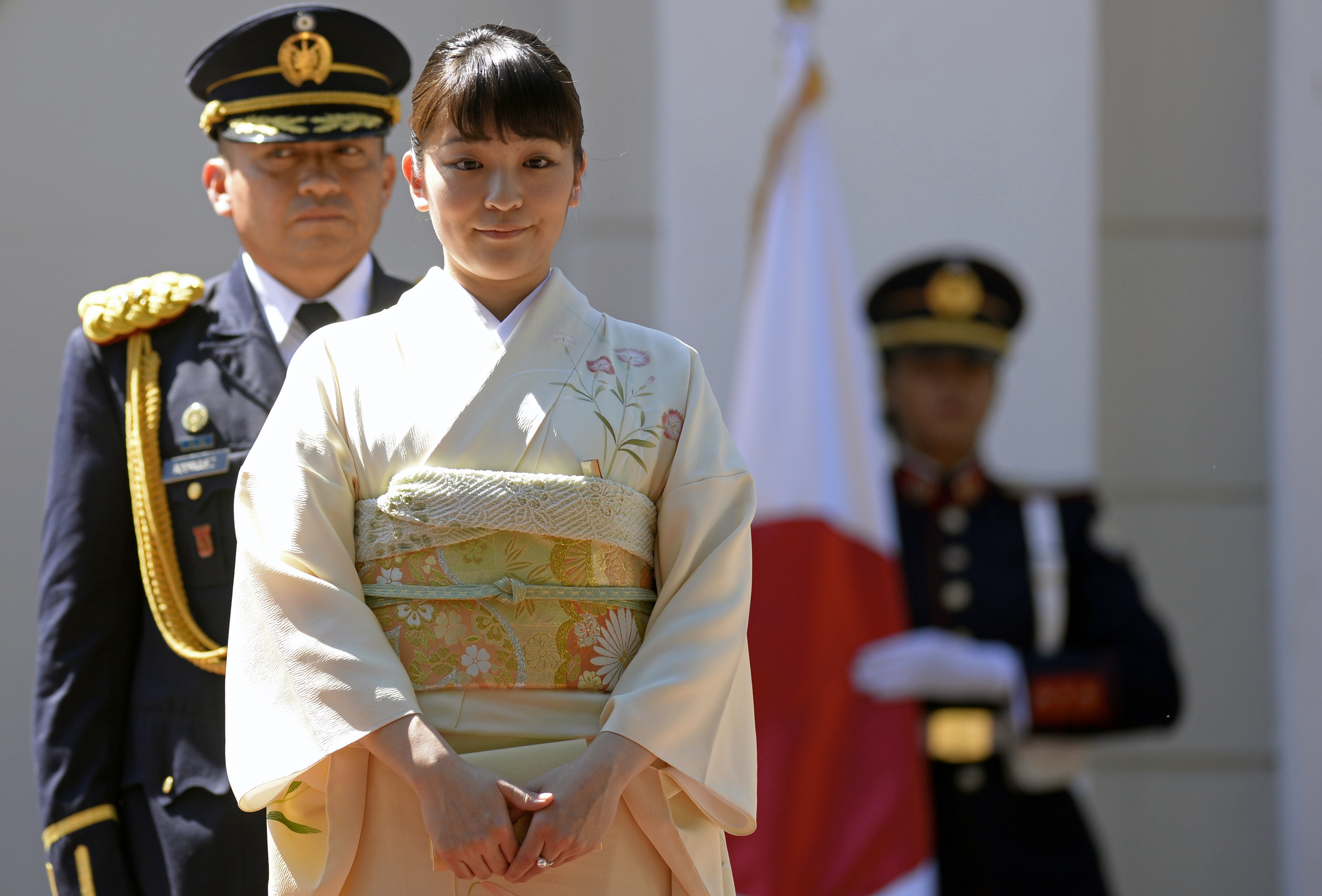 Tai sac ven toan cua cong chua Nhat Ban lay thuong dan hinh anh