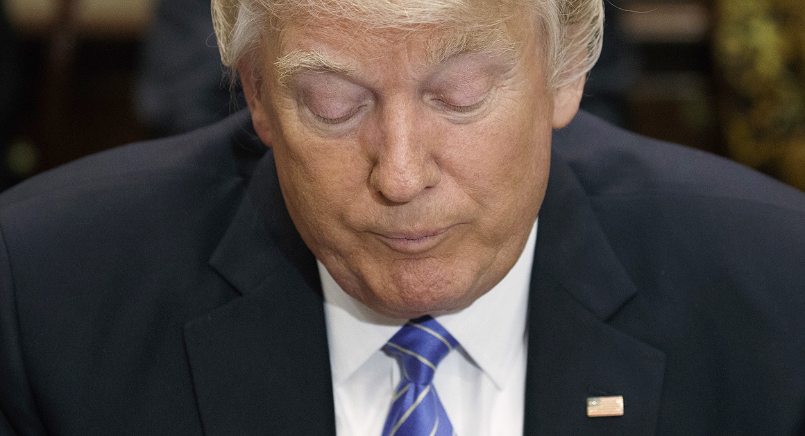 Phe Cong hoa bat dau nghi den vien canh Trump bi luan toi hinh anh