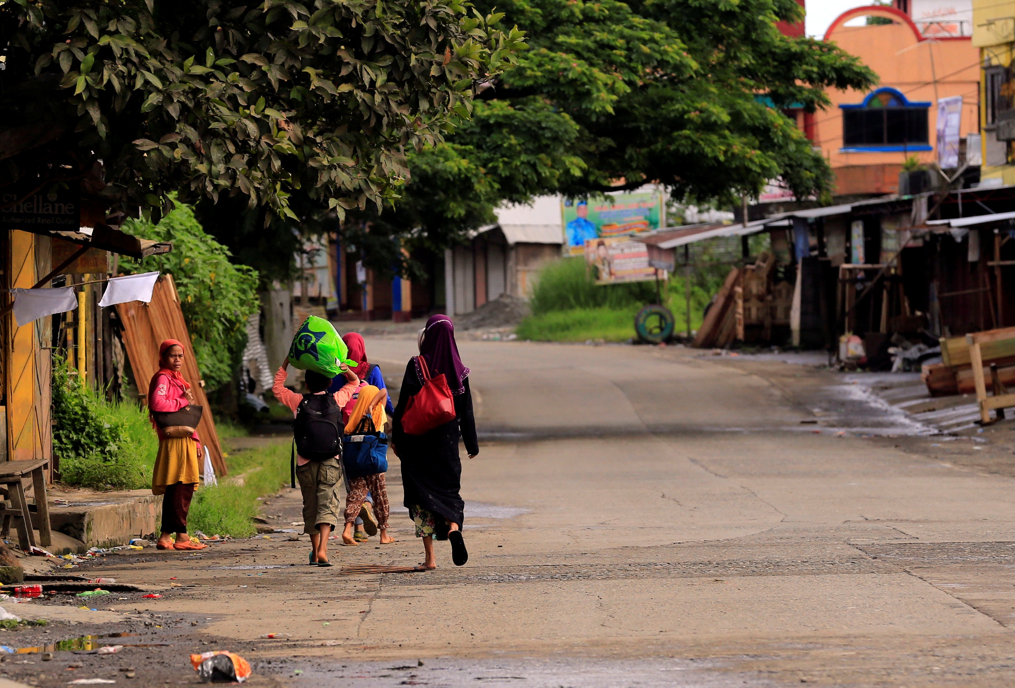 dan Philippines chay loan anh 9