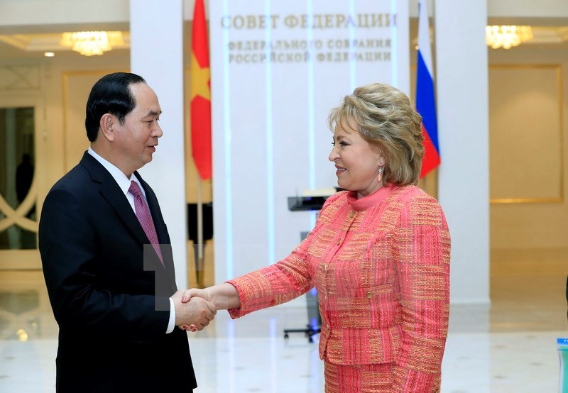 Chu tich nuoc Tran Dai Quang hoi kien Chu tich Hoi dong Lien bang Nga hinh anh