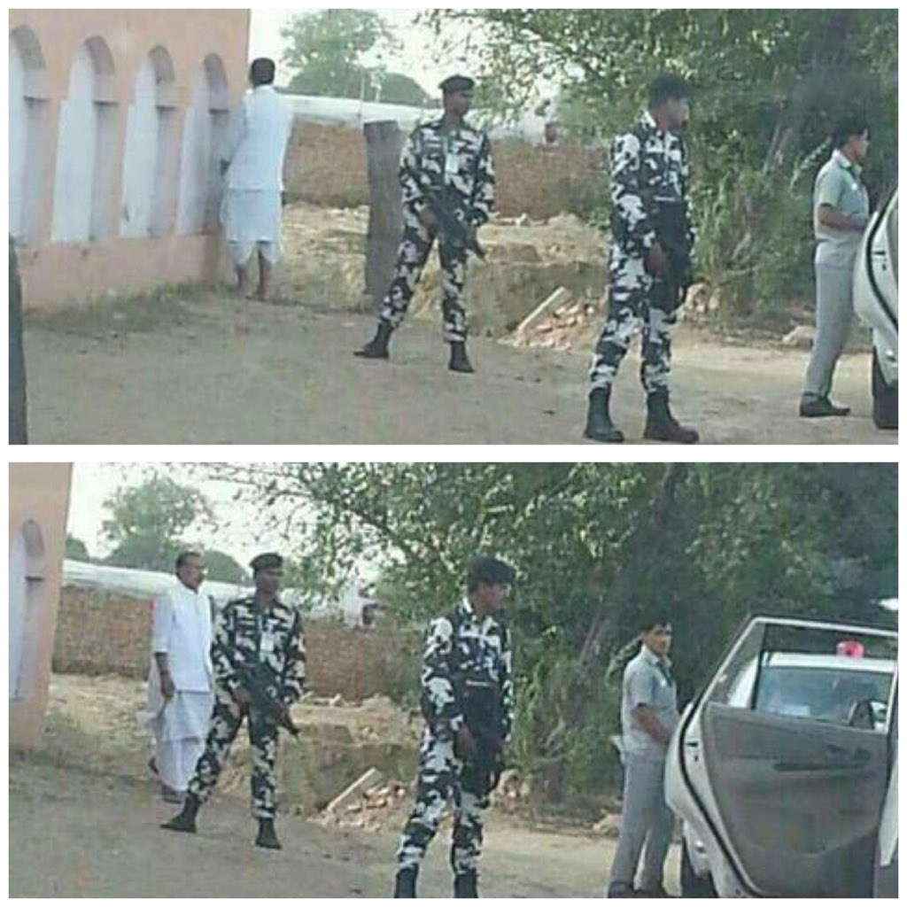 bo truong An Do tieu tien noi cong cong anh 1