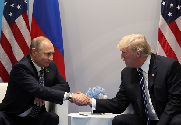 TT Trump hoi dam voi TT Putin: 'Rat vinh hanh khi o day voi ngai' hinh anh