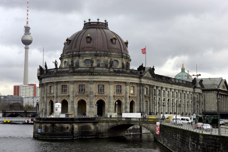 bắt kẻ trộm tiền xu tại bảo tàng Đức ảnh 1 bat ke trom tien xu tai bao tang Duc anh 1