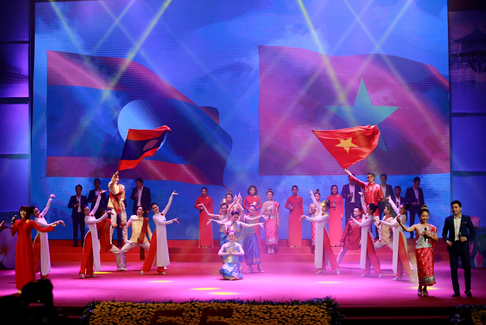 kỷ niệm quan hệ Việt Lào ảnh 1 ky niem quan he Viet Lao anh 1