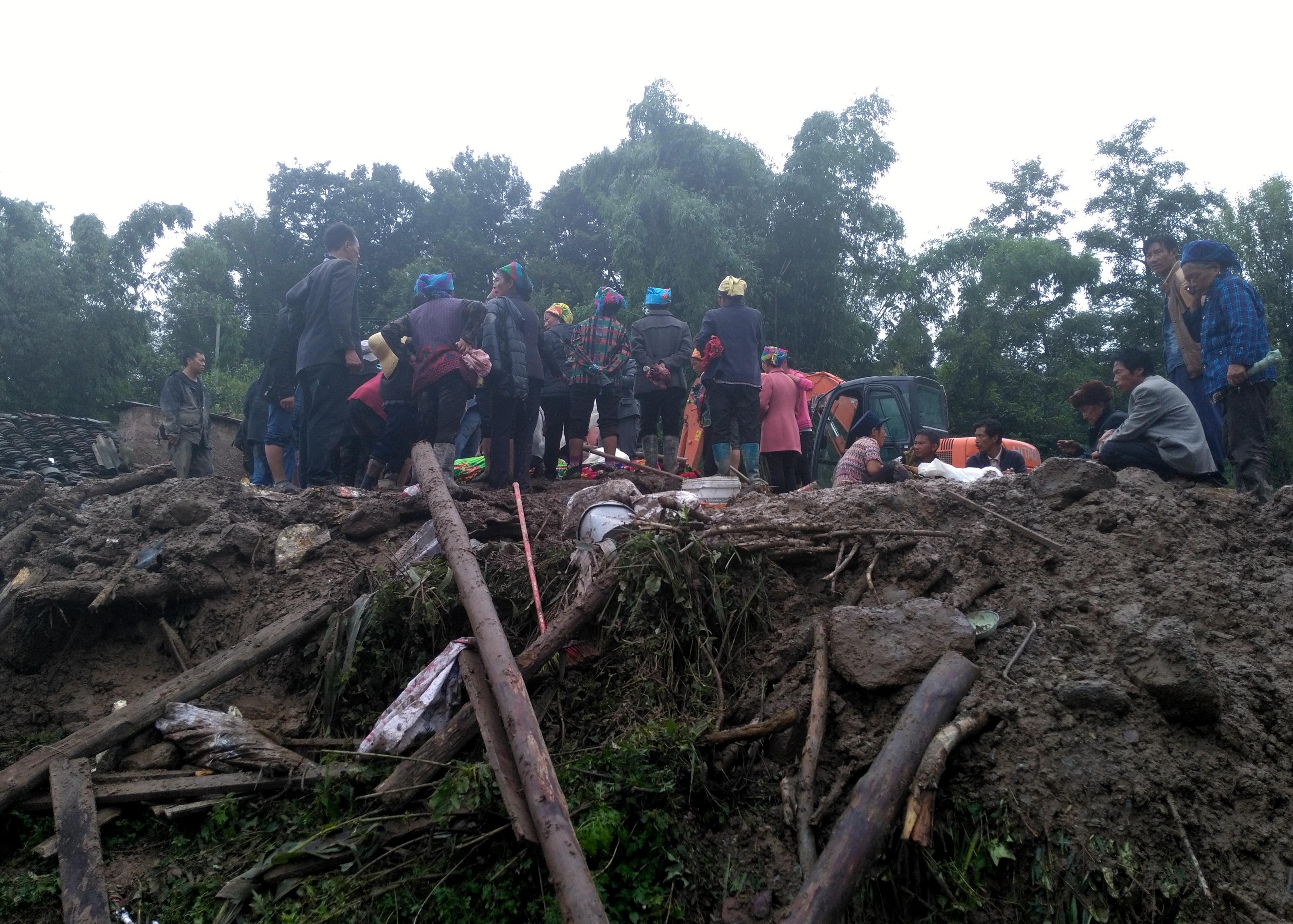 lo dat o Trung Quoc anh 8