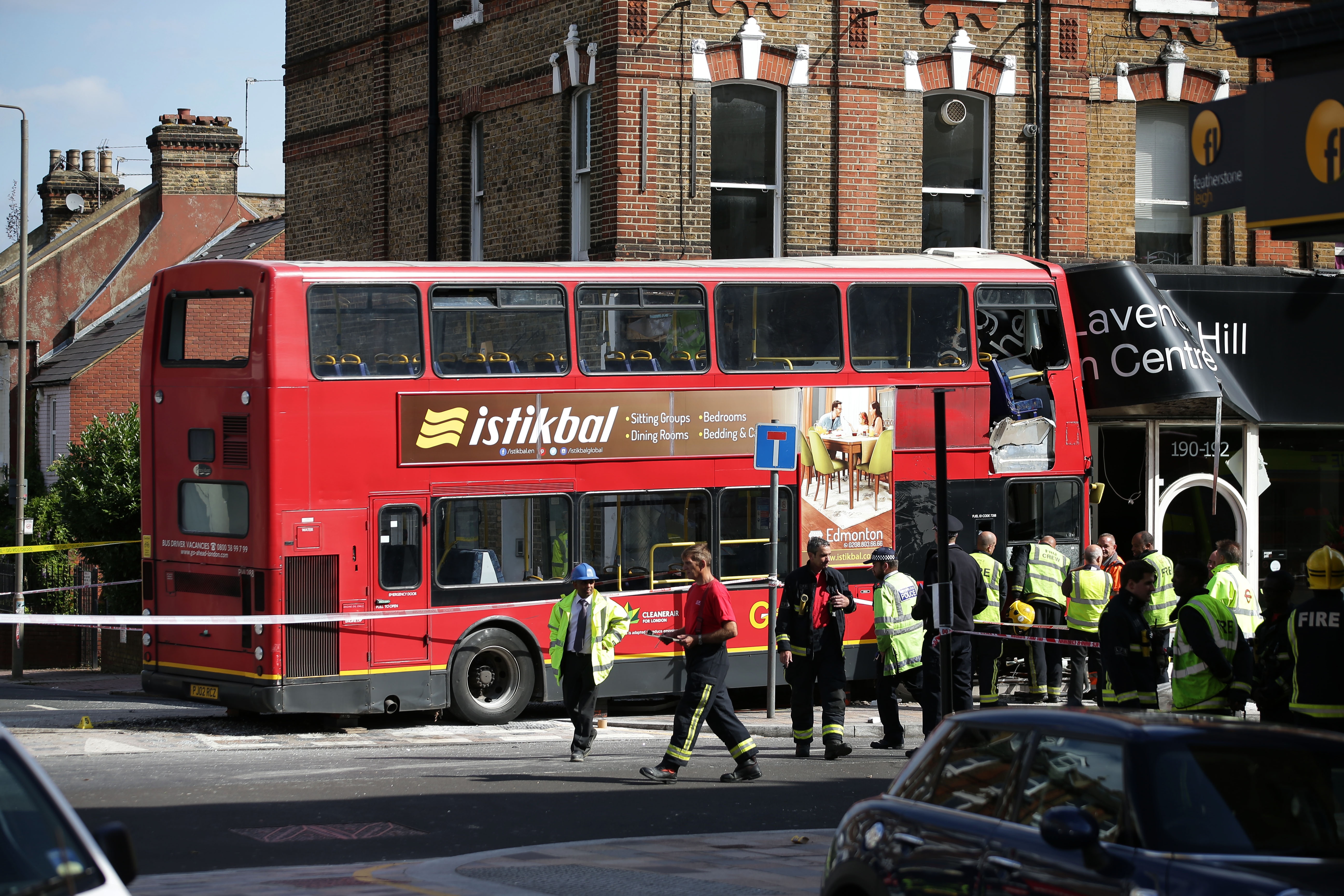 lao xe buýt trên phố London ảnh 2 lao xe buyt tren pho London anh 2