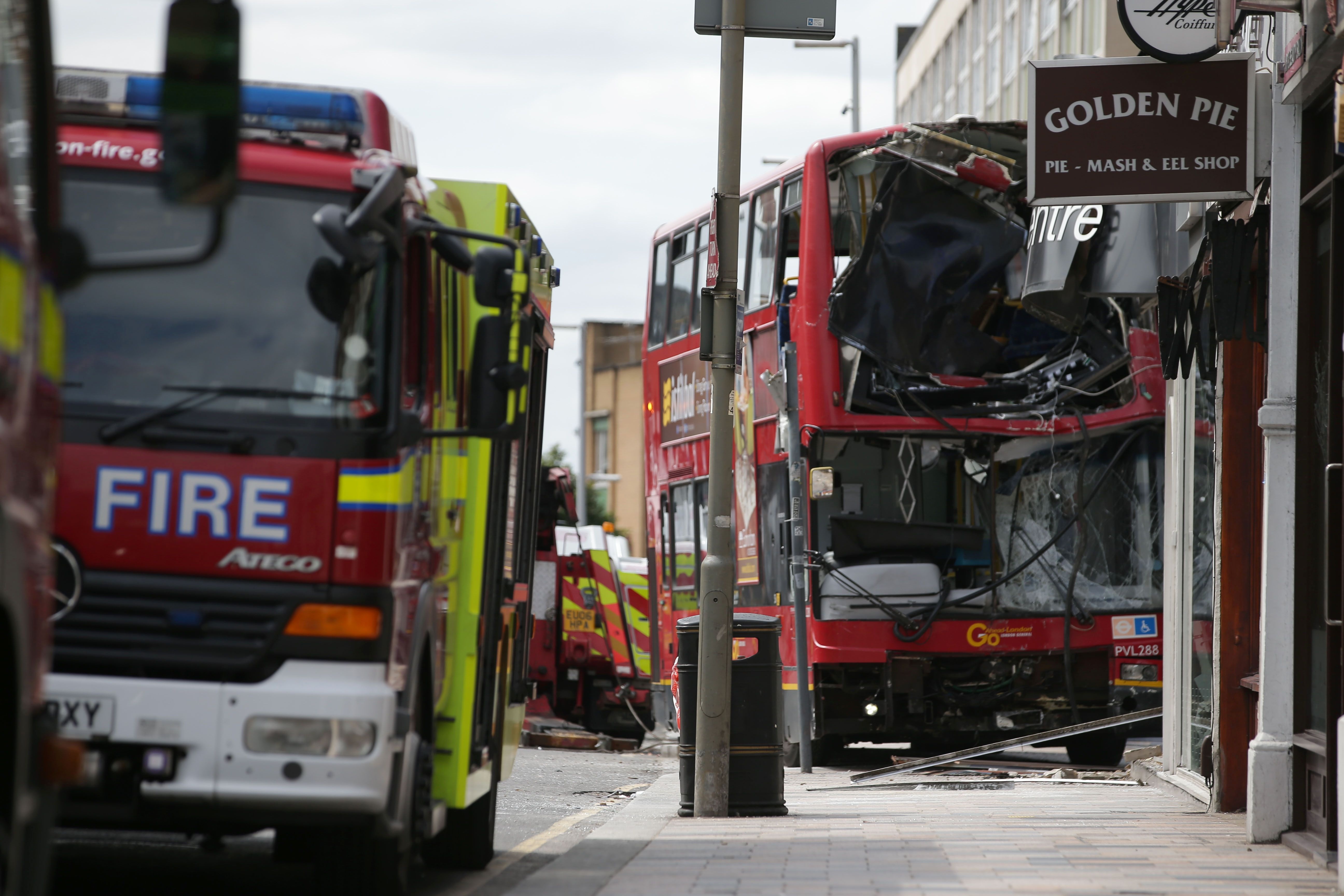 lao xe buýt trên phố London ảnh 4 lao xe buyt tren pho London anh 4