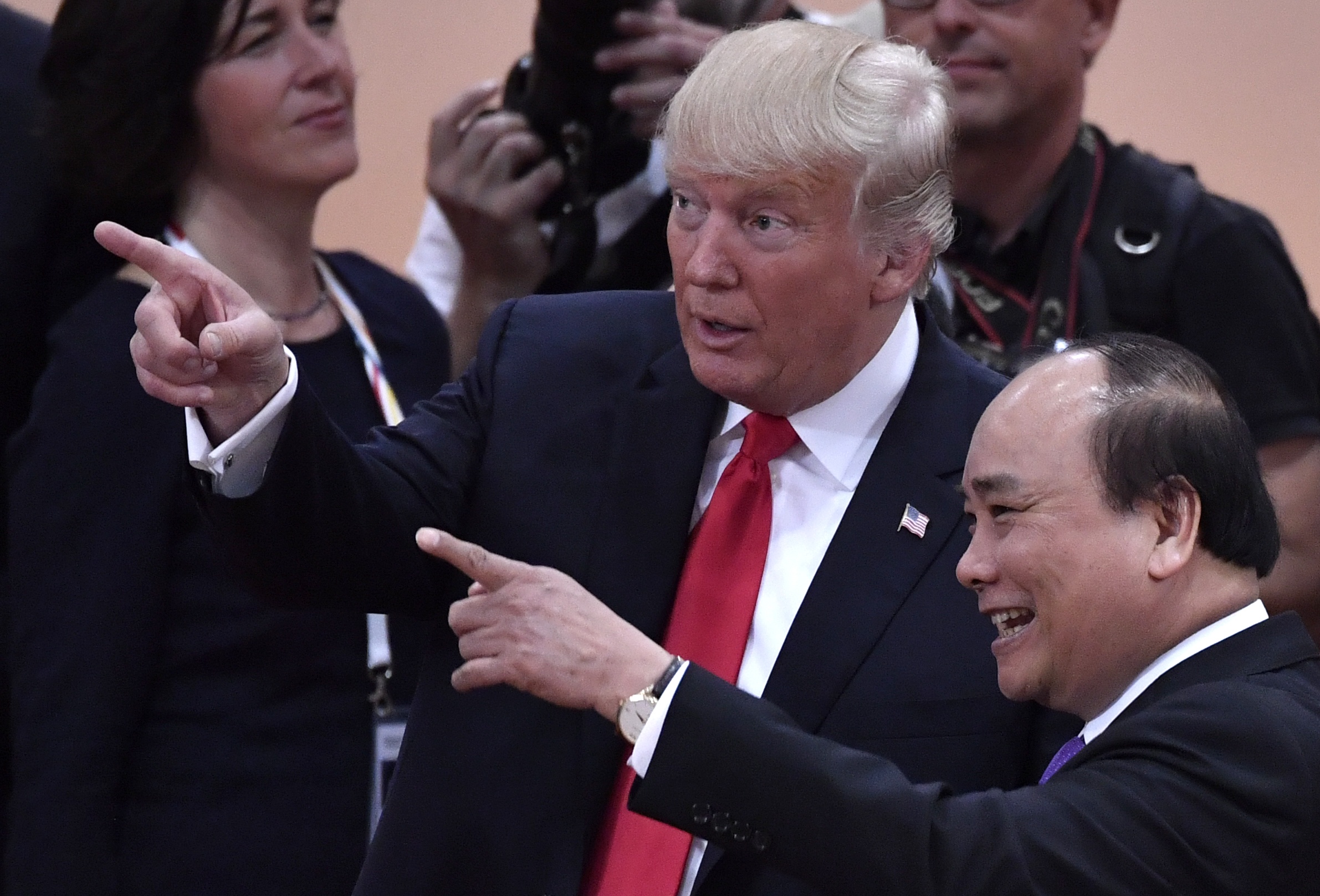 Viet Nam va My ban ve chuyen tham cua Tong thong Trump hinh anh