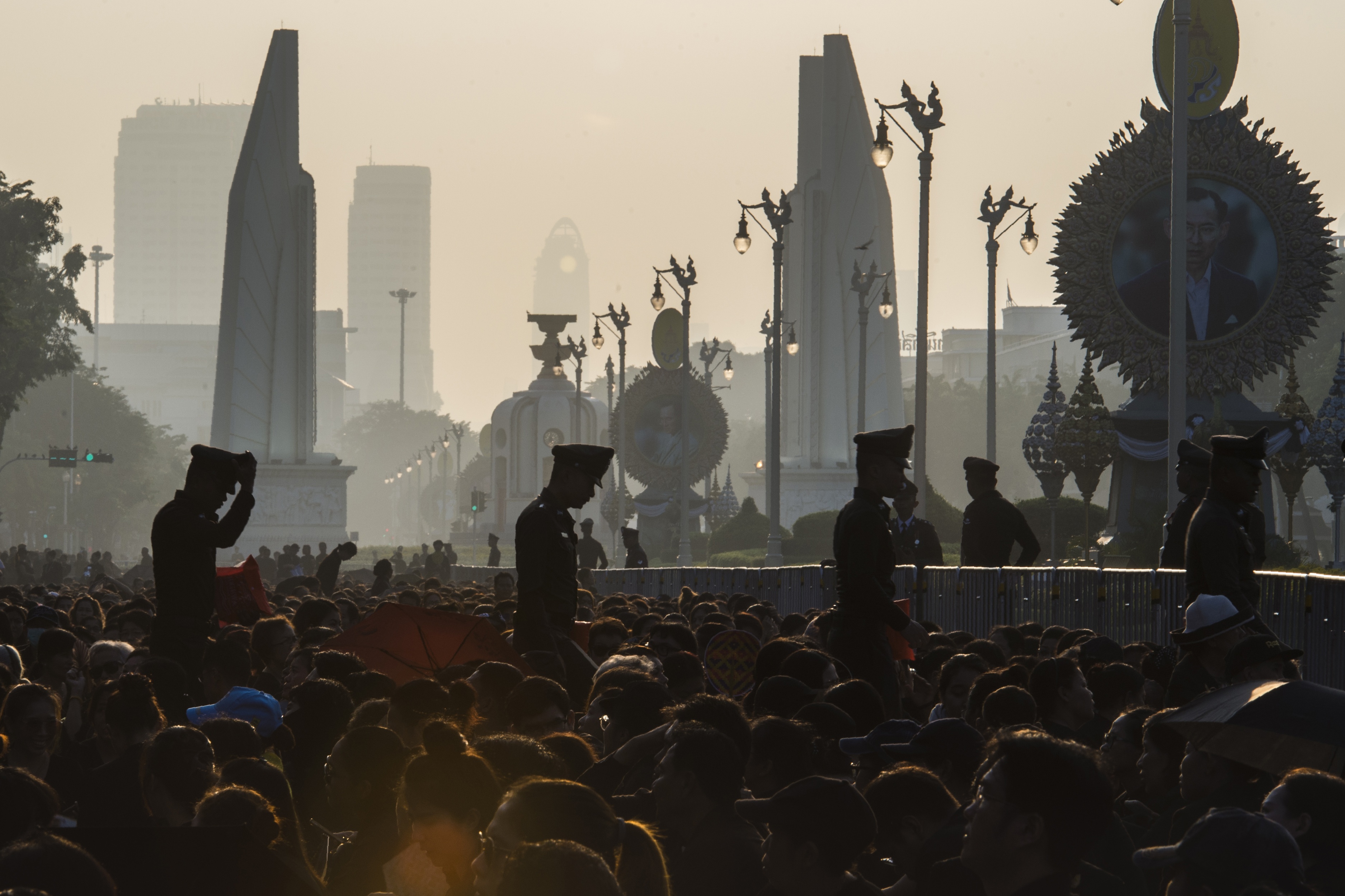 tang le vua Thai Lan anh 9