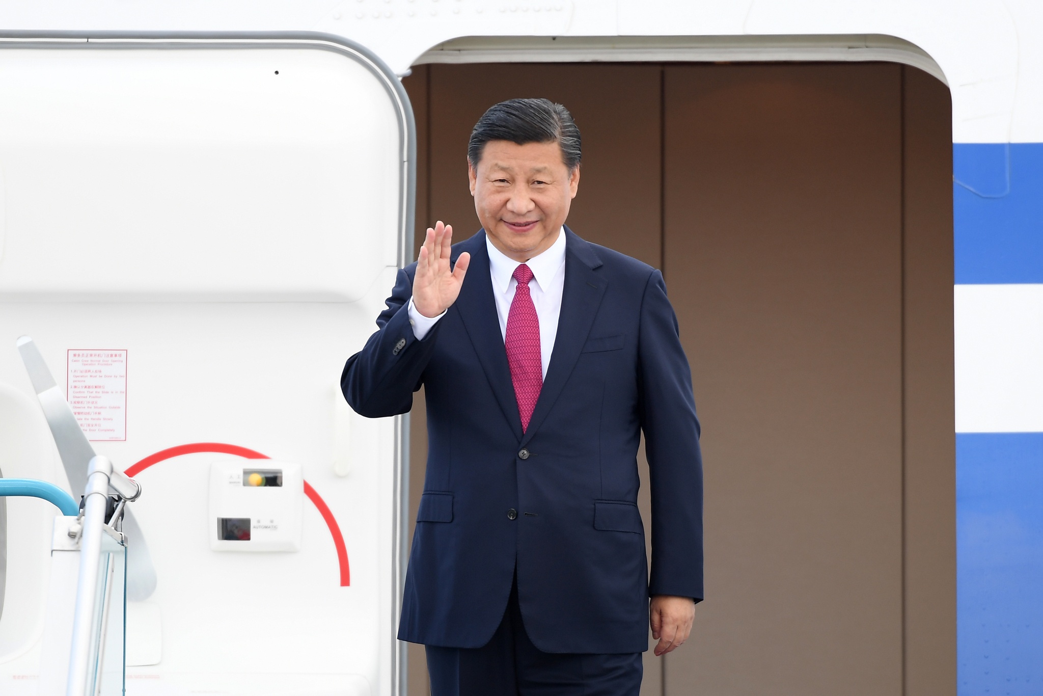 Chu tich Tap Can Binh phat bieu tai Hoi nghi CEO APEC hinh anh