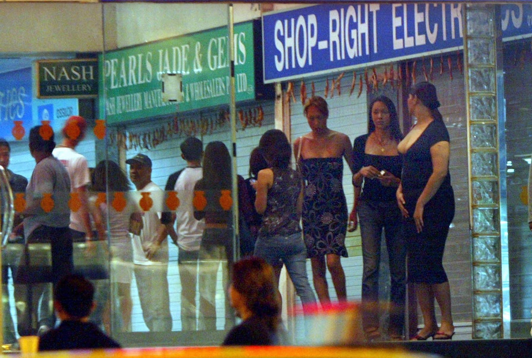 Ven man the gioi 'gai ban hoa' o Singapore hinh anh