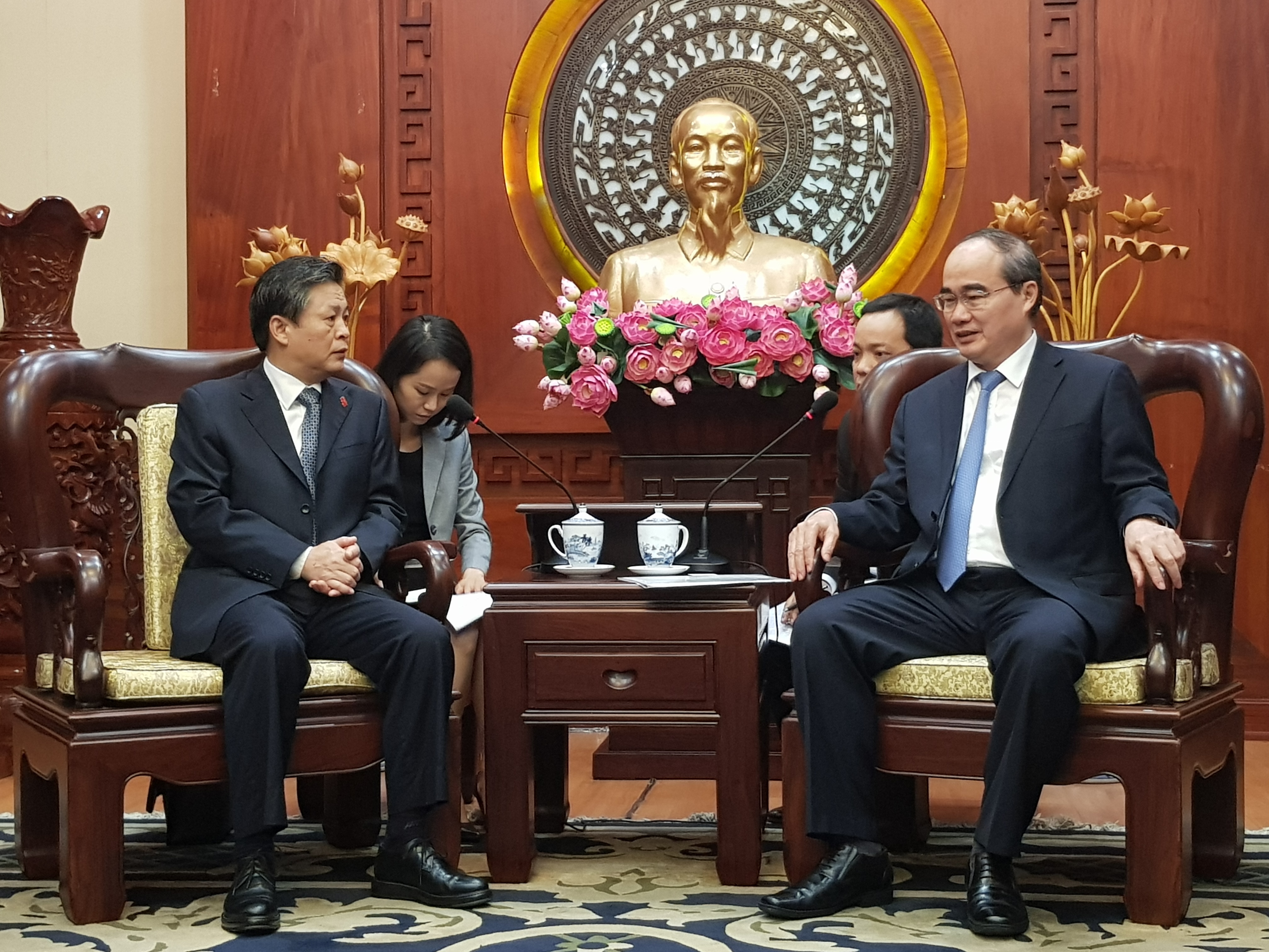 'Du bat dong, hai nuoc Viet - Trung van du tri tue de xu ly' hinh anh