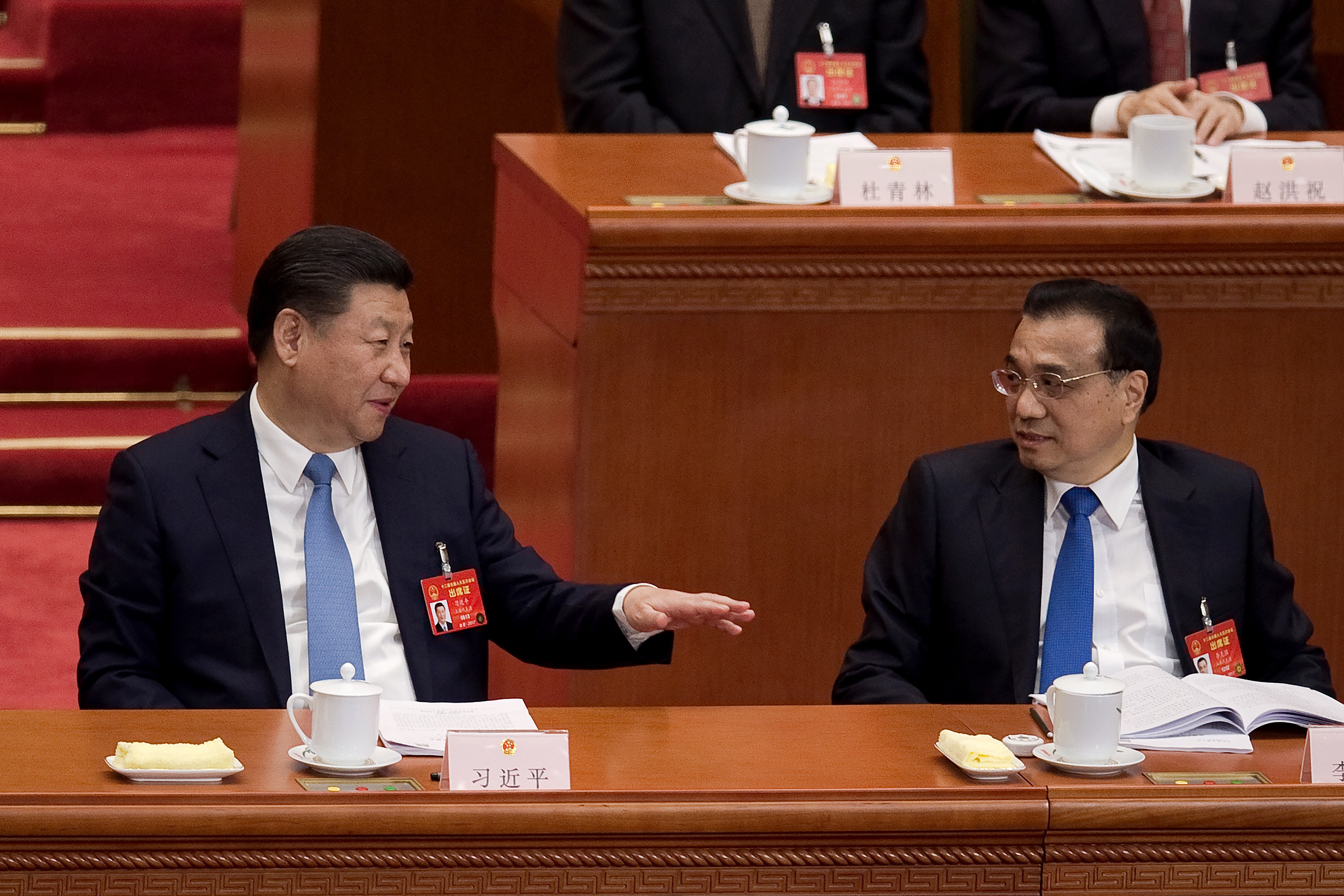 tu tuong kinh te tap can binh anh 1