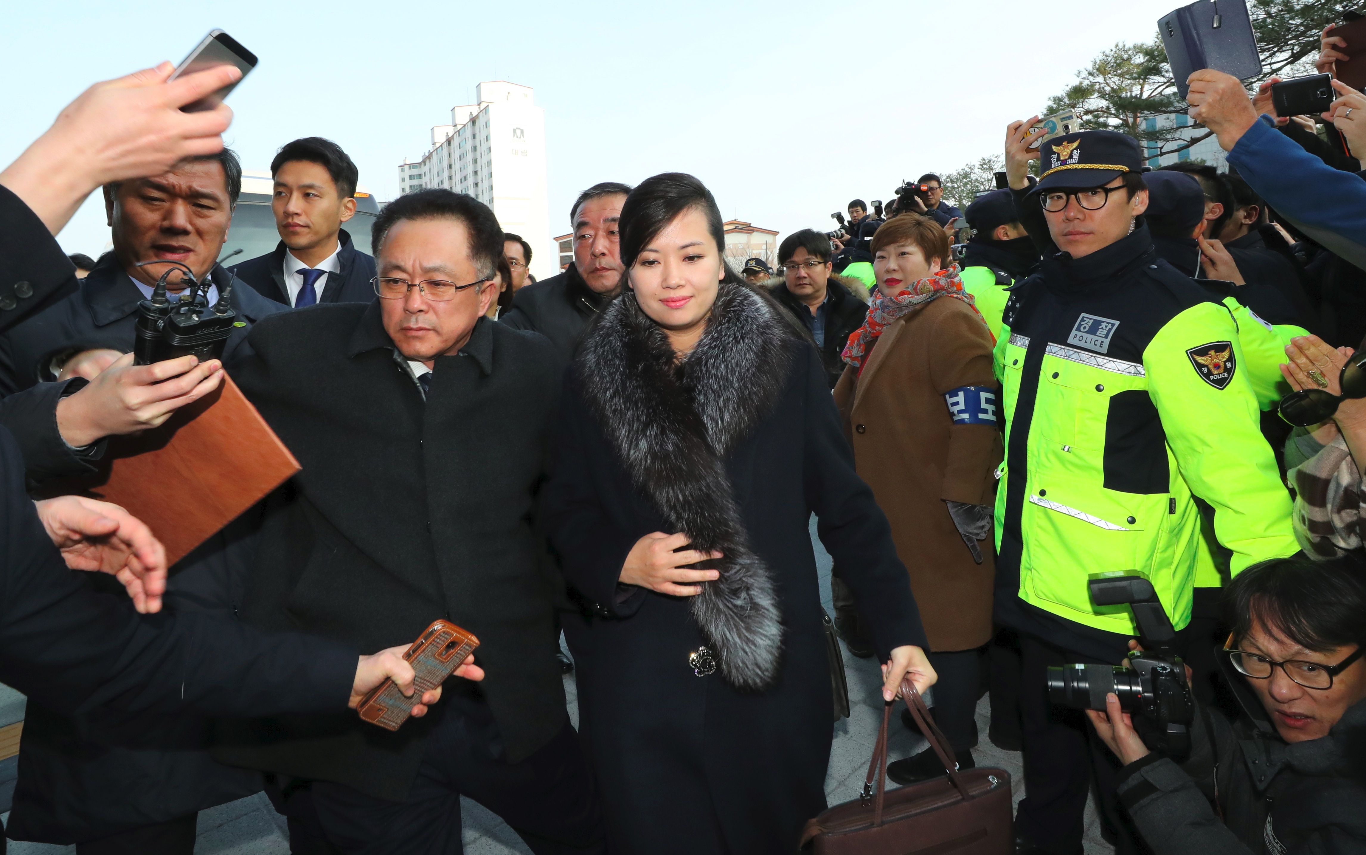 doan van cong noi tieng trieu tien anh 1