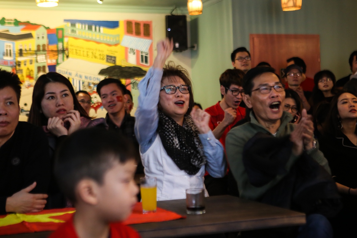 người việt ở đức xem u23 ảnh 3 nguoi viet o duc xem u23 anh 3