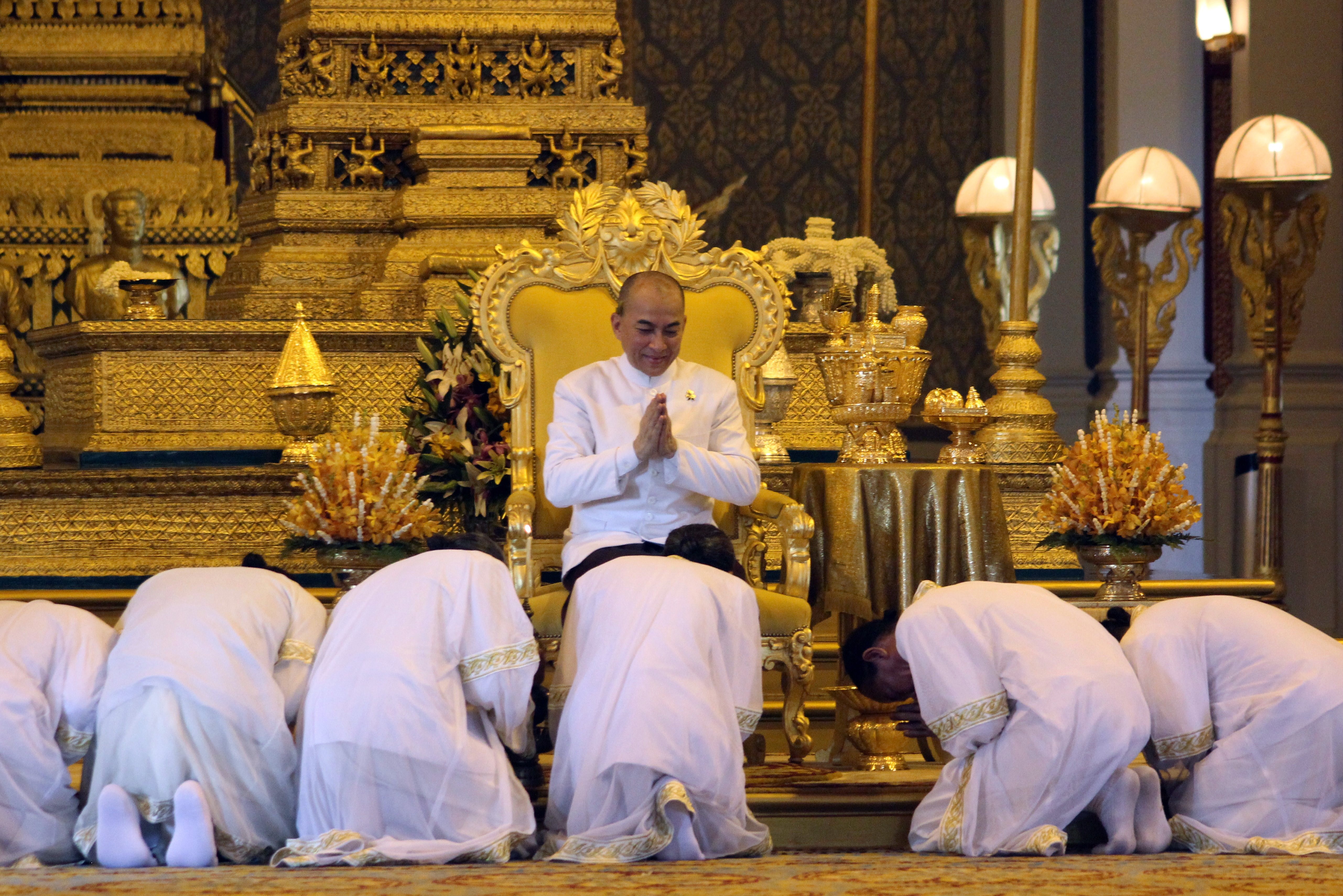 campuchia ban hành luật cấm nói xấu vua ảnh 2 campuchia ban hanh luat cam noi xau vua anh 2