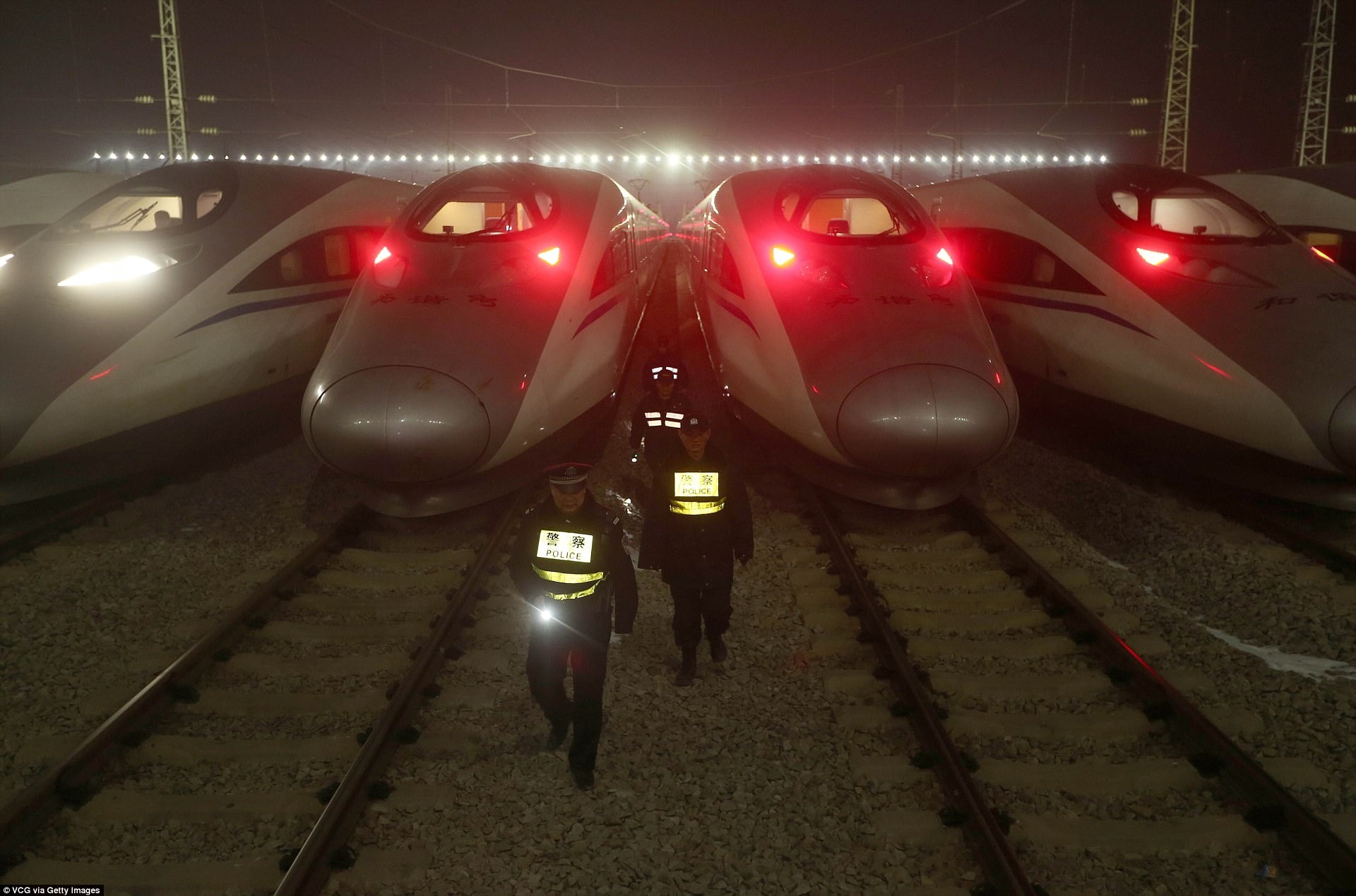 tau cao toc trung quoc dip tet anh 7