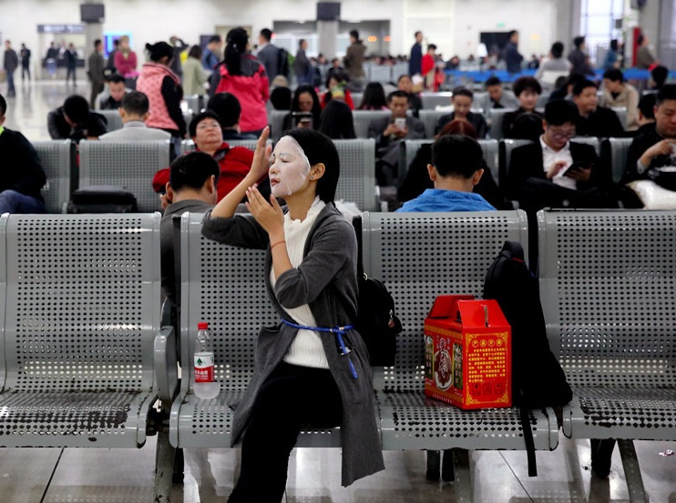 lam gi de giet thoi gian luc cho tau xe anh 1