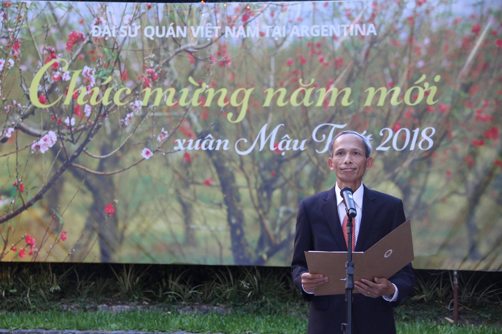 kieu bao don tet anh 13