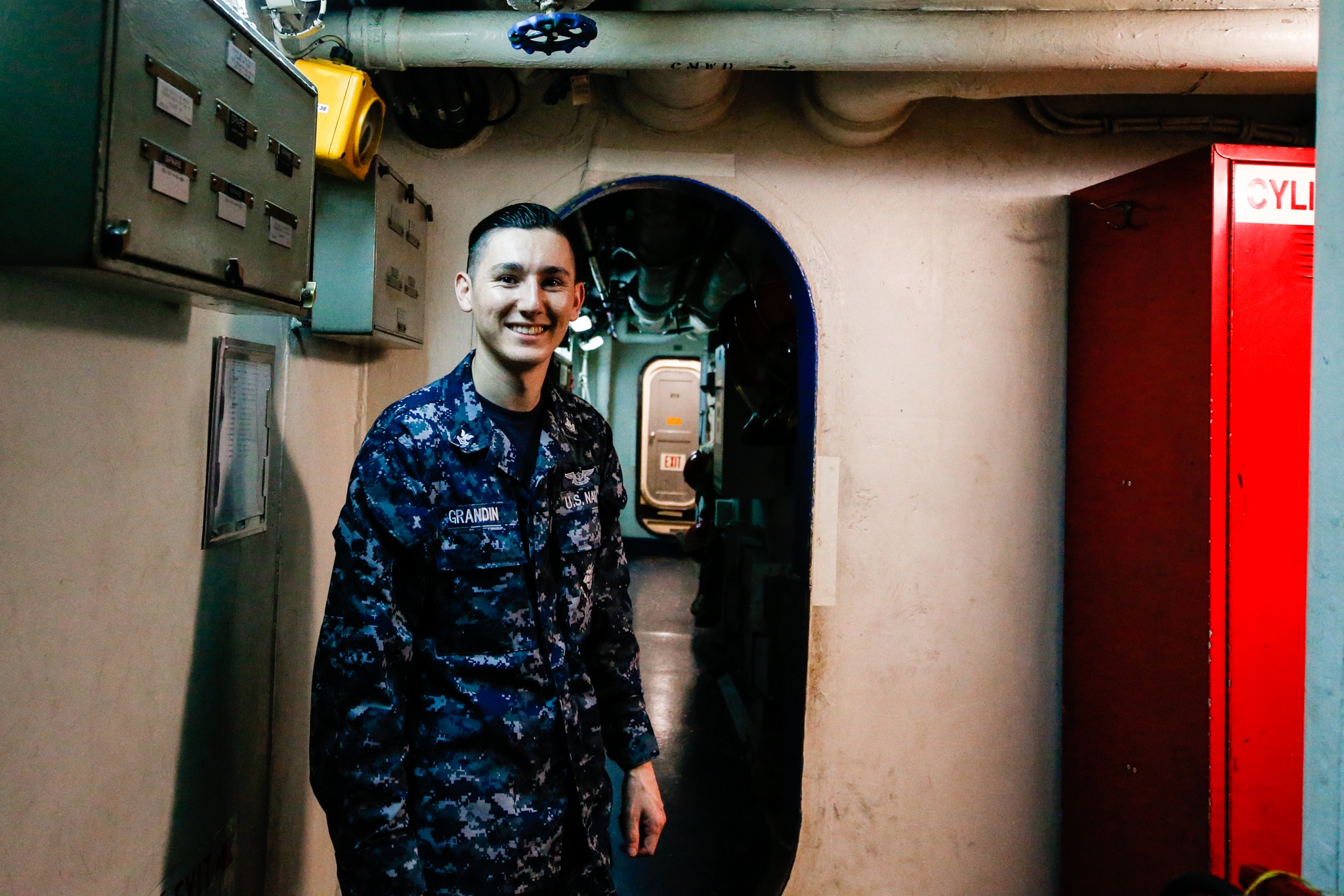 thuy thu tren tau san bay my anh 9