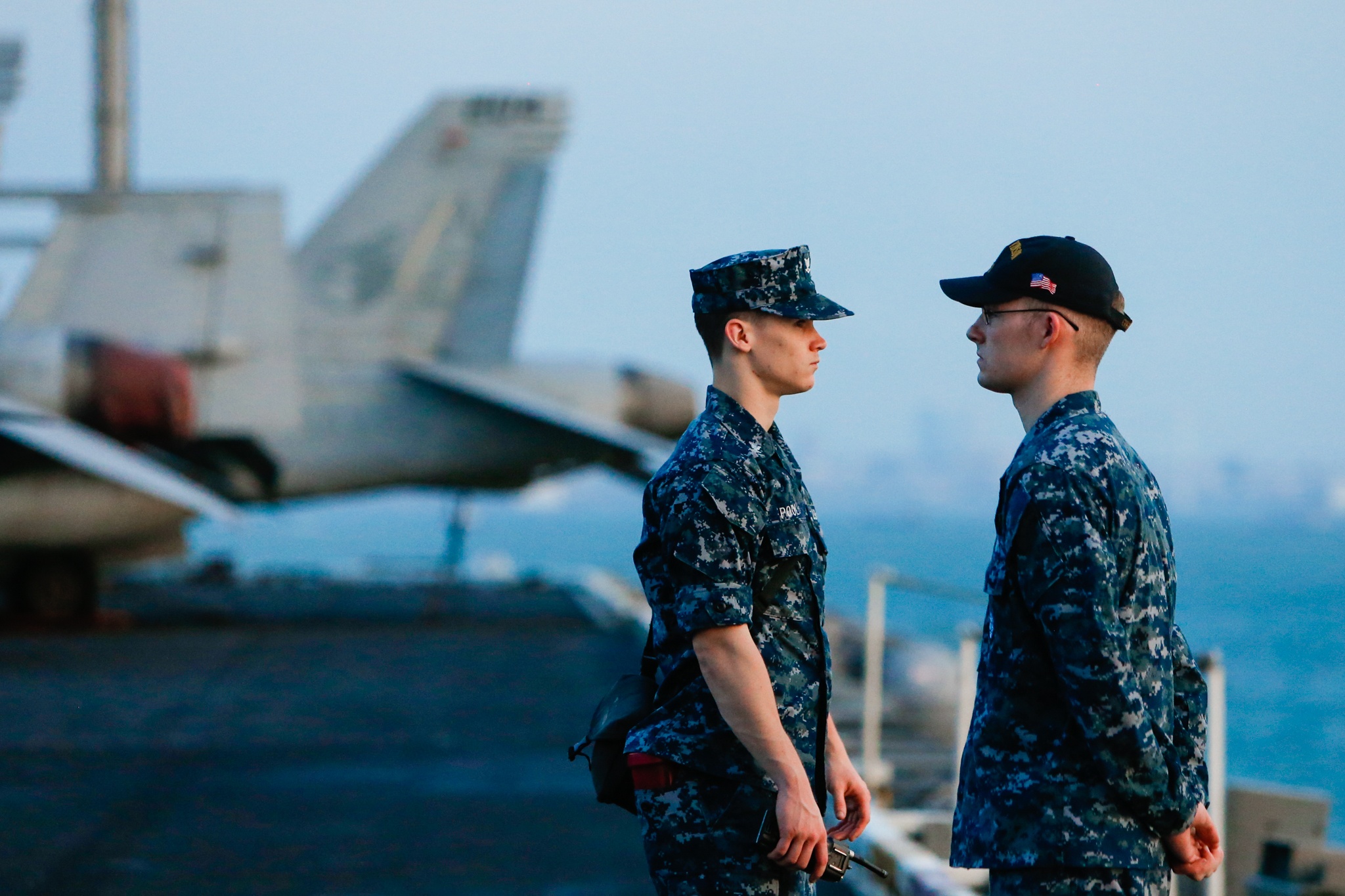 thuy thu tren tau san bay my anh 6