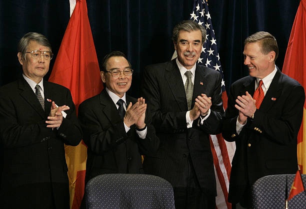 Ong Phan Van Khai va chuyen tham My lich su hinh anh