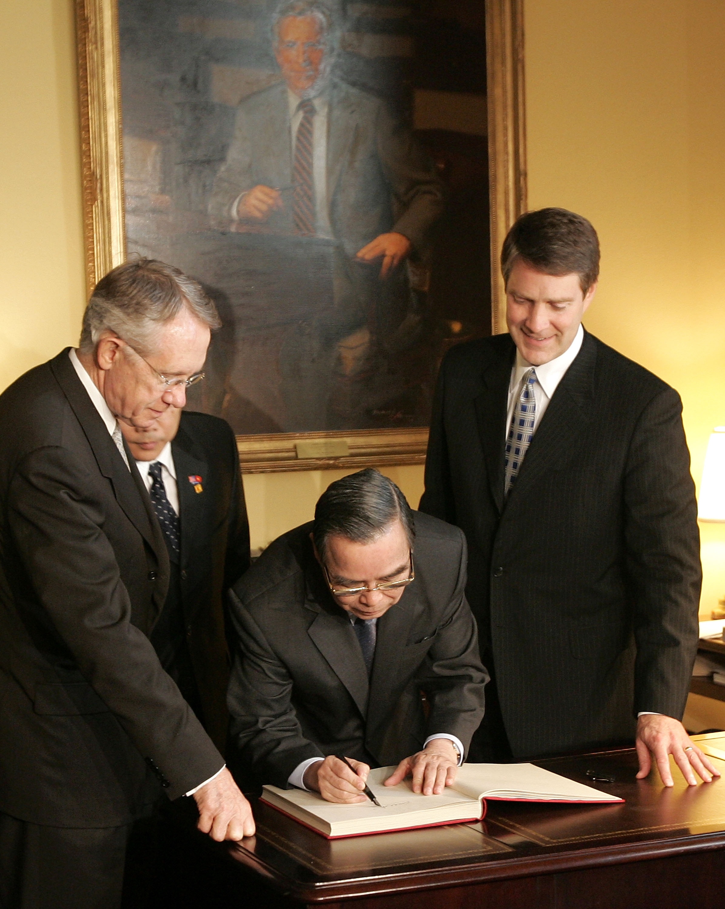 thu tuong phan van khai mat anh 2