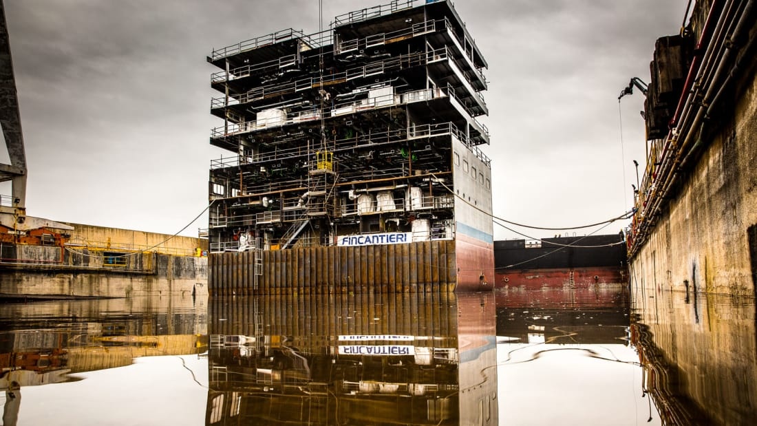 cua doi du thuyen o Italy anh 8