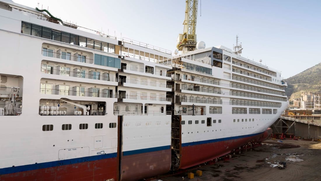 cua doi du thuyen o Italy anh 14