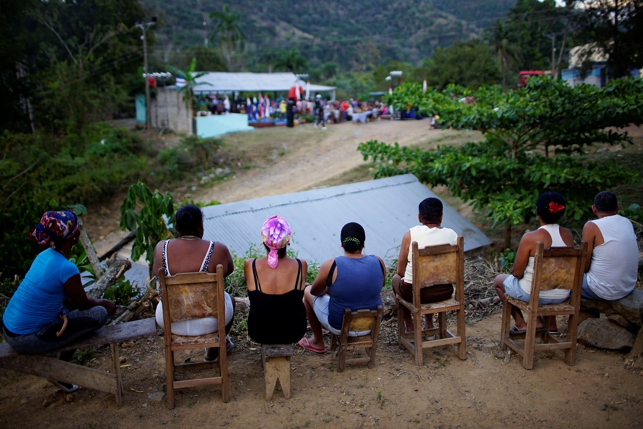 nguoi dan chiec noi cach mang cuba anh 2