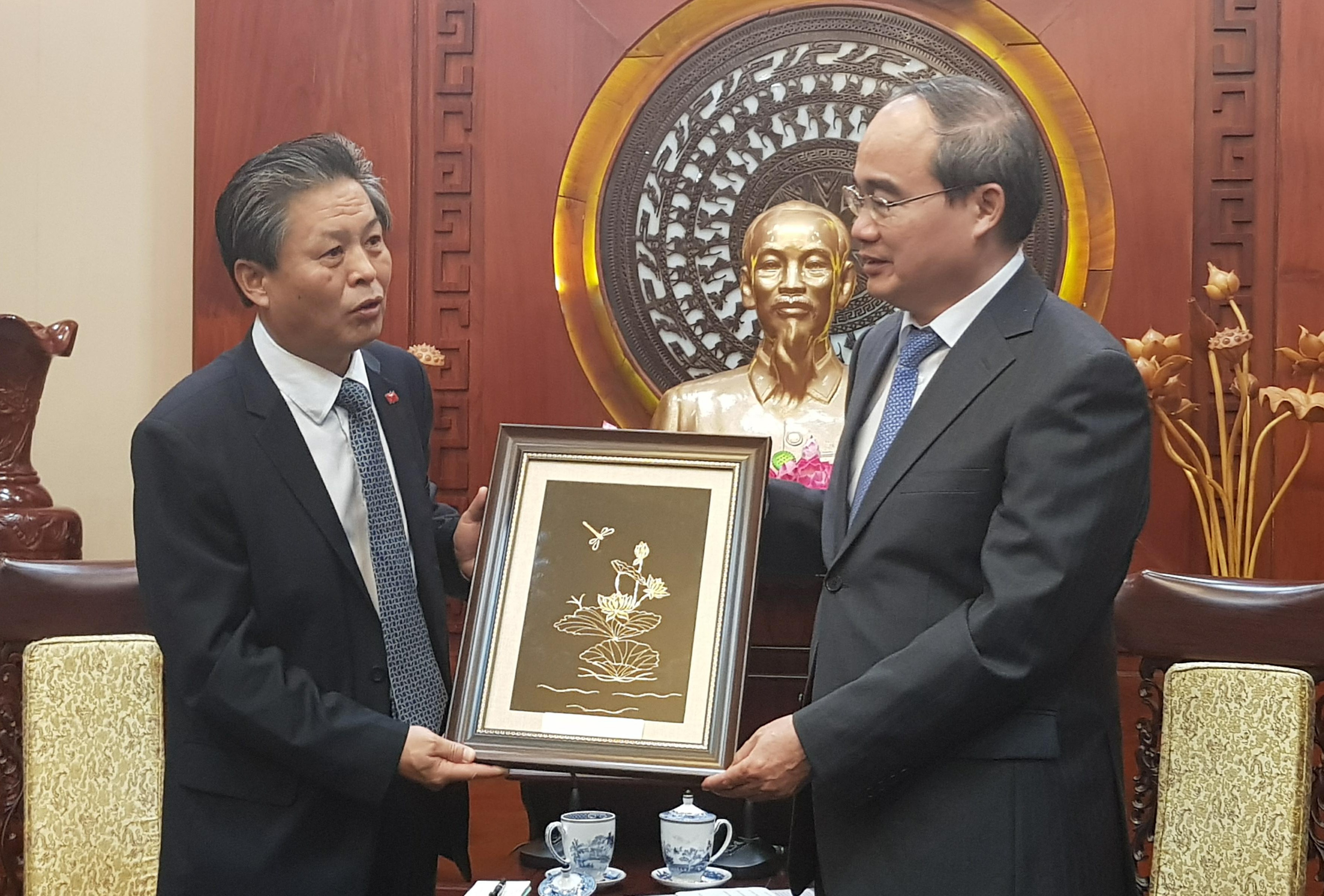 Tong lanh su Trung Quoc: Viet Nam la lang gieng quan trong nhat hinh anh