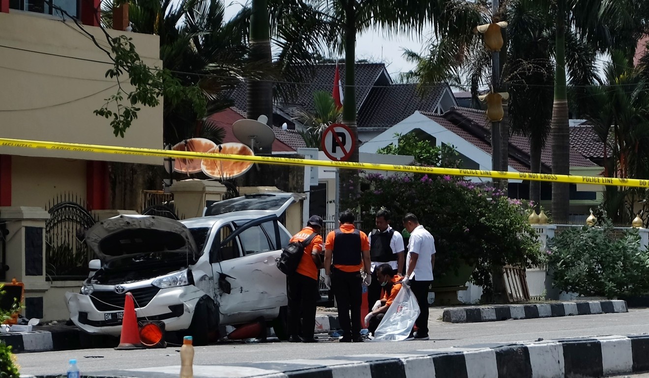 tấn công khủng bố tại Indonesia ảnh 2 tan cong khung bo tai Indonesia anh 2