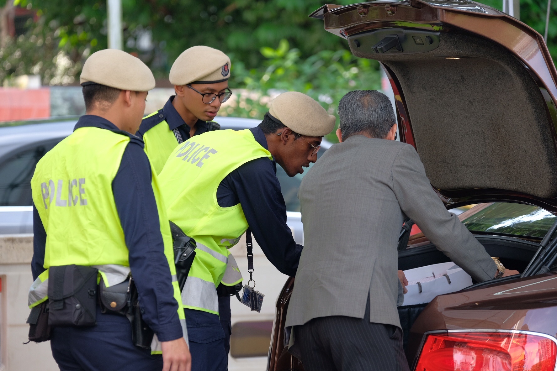 an ninh bảo vệ khách sạn kim jong un ảnh 3 an ninh bao ve khach san kim jong un anh 3