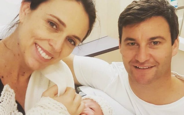 nu thu tuong new zealand sinh con anh 1