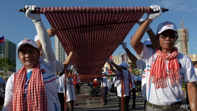 Campuchia lap ky luc Guinness khan ran dai nhat the gioi hinh anh