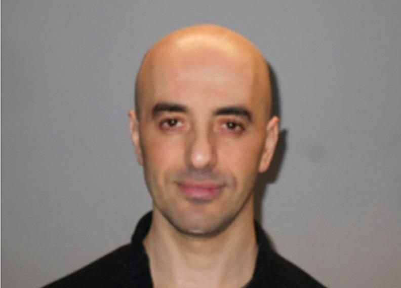 Phap truy tim 'vua vuot nguc' dao tau nhu phim Hollywood hinh anh