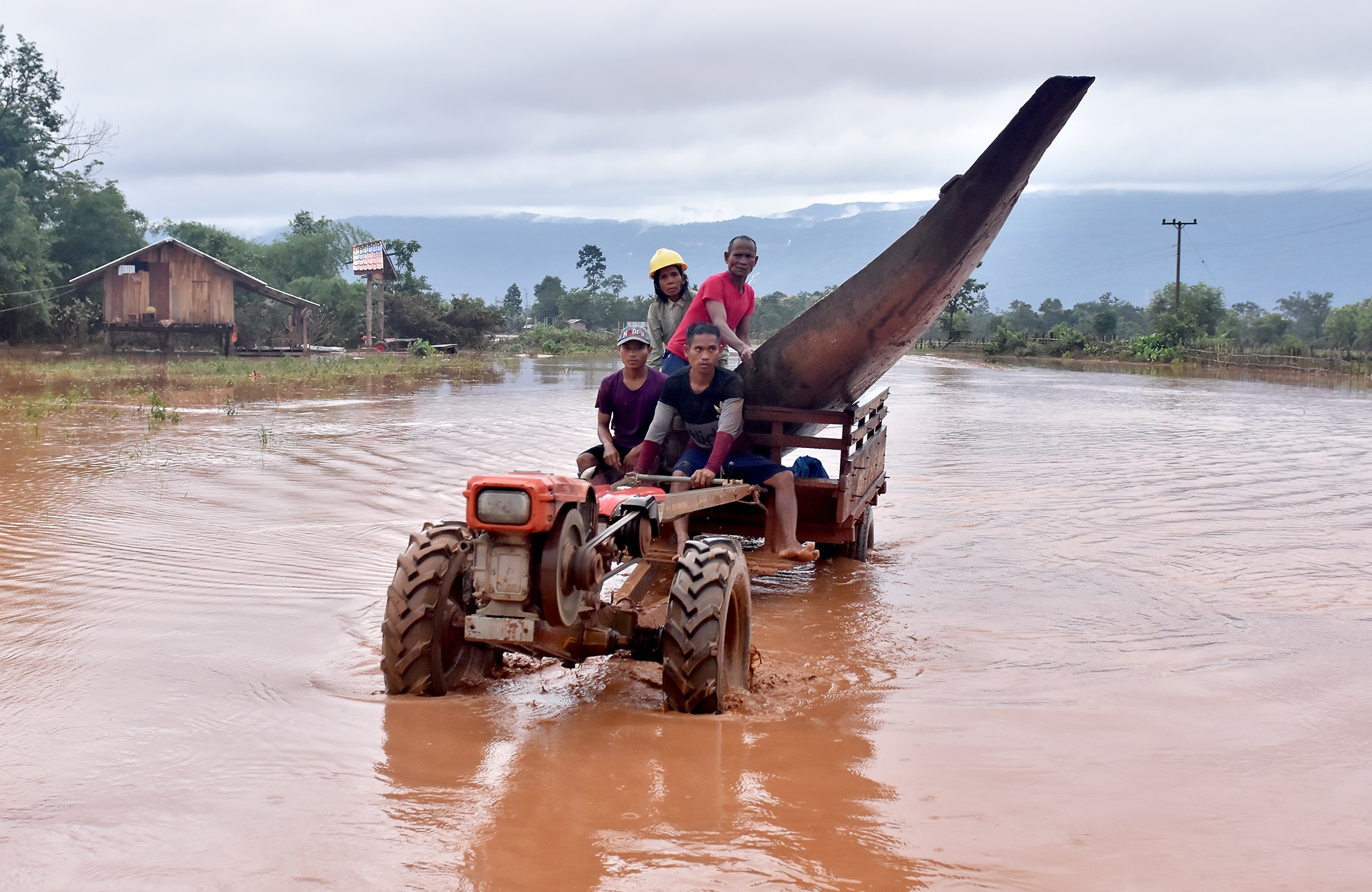 vo dap thuy dien tai lao anh 6