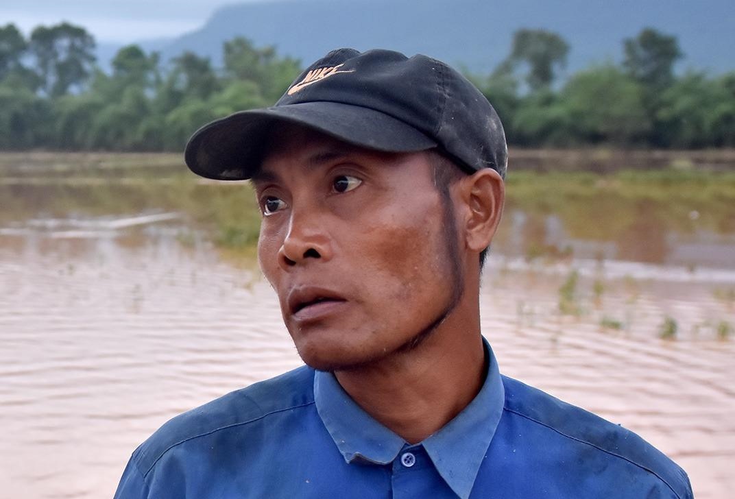 'Me toi bam cay lo o song sot, nhung gio van chua tim thay cha' hinh anh