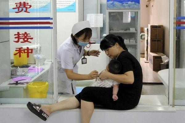 Cong ty Trung Quoc gian lan quy trinh san xuat vaccine ra sao? hinh anh
