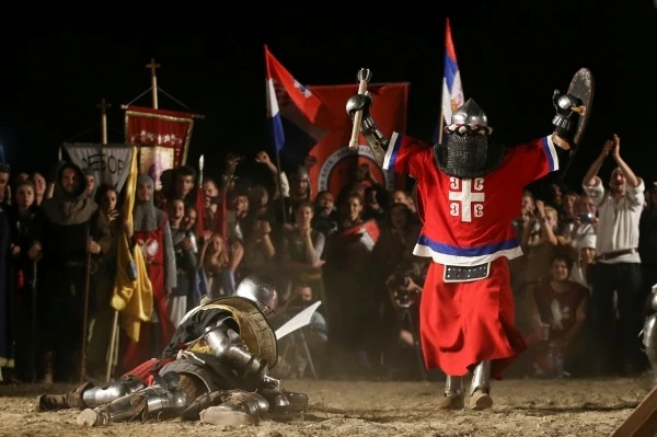 le hoi hiep si trung co chau au anh 9