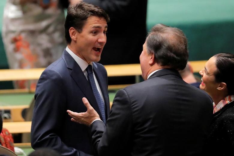 thu tuong new zealand be con di hop anh 7