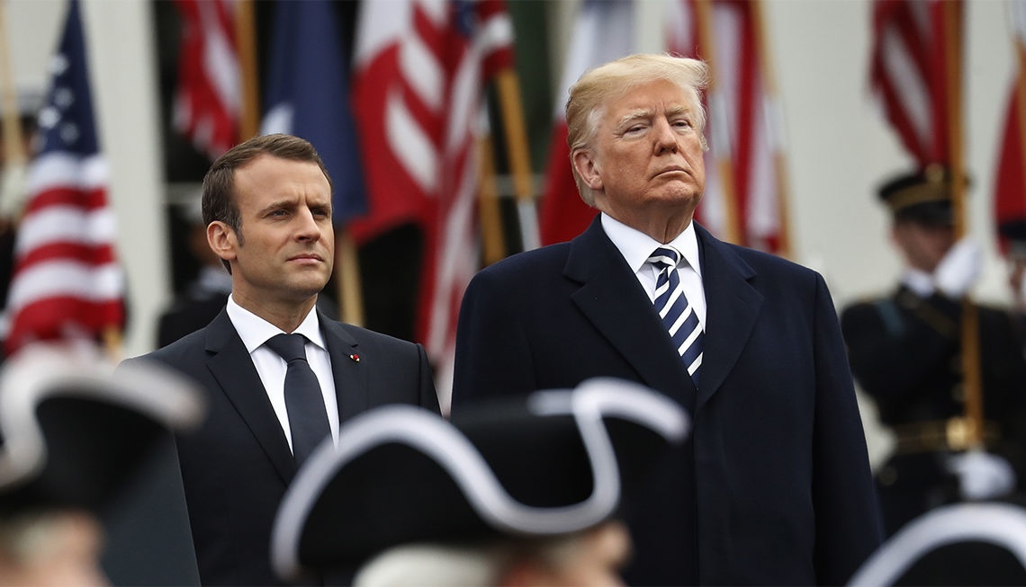 TT Trump 'noi tran loi dinh' voi TT Macron khi gap truc tiep hinh anh