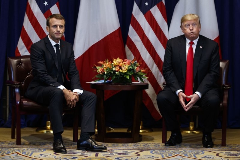 trump noi gian voi macron anh 1